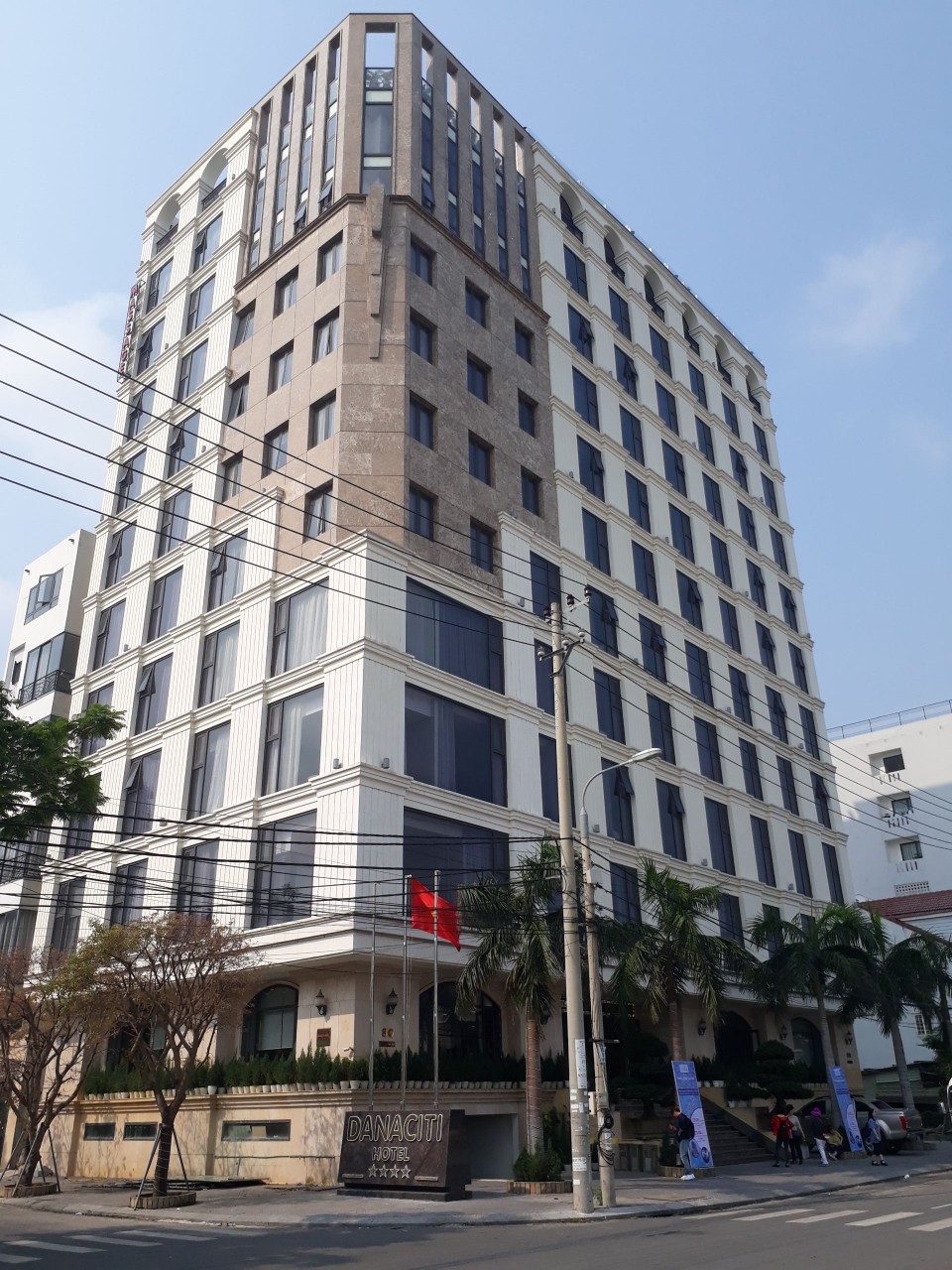 KHÁCH SẠN DANA CITI